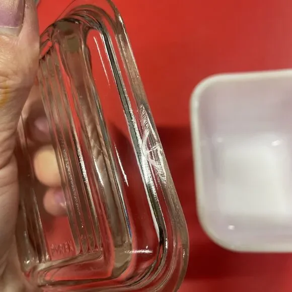 Vintage PYREX Refrigerator Storage Dish – 501 B – Red - Picture 8 of 8